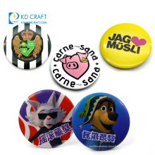 En gros pas de minimum pas cher sur mesure en métal étain personnage de dessin animé coeur plaine chat anime bouton badge avec goupille de sécurité